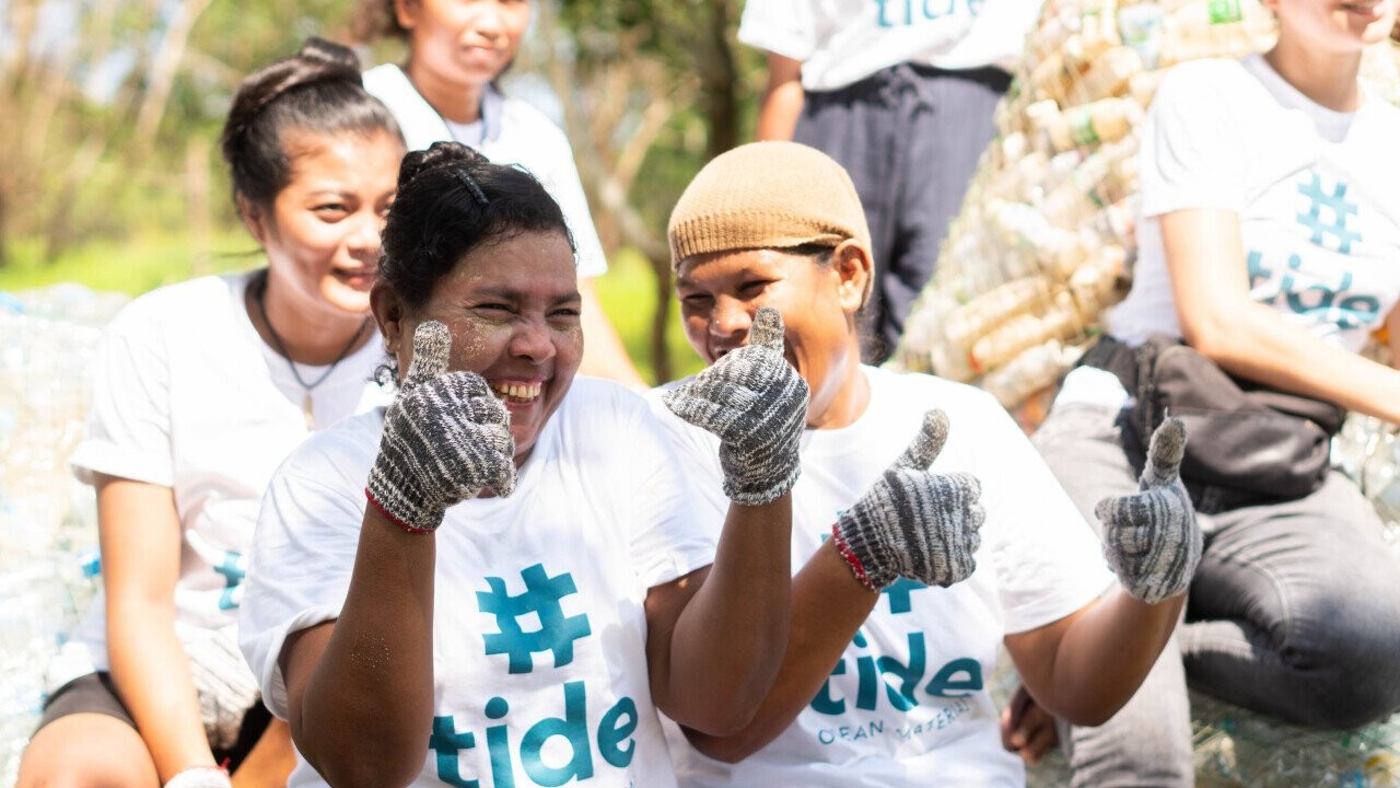 Bonne ambiance, bonne condition de travail: des employées de #tide en Thaïlande. 
